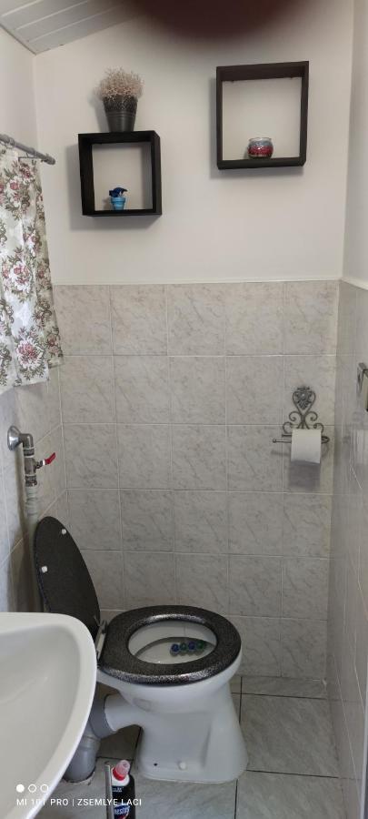Apartmán Hodosi Apartman Veľký Meder Exteriér fotografie